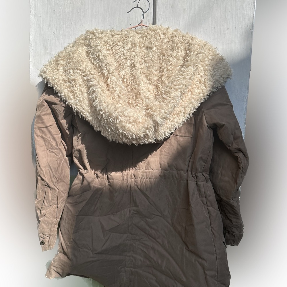 Fur coat - Picture 12 of 13